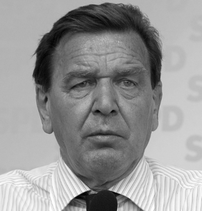 Schröder: “Berlino restituisca l’aiuto ricevuto dopo la Guerra Mondiale”