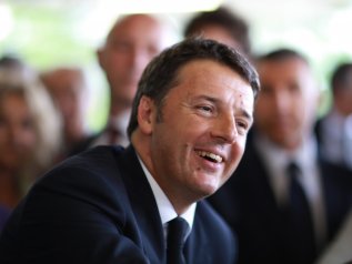 Nomine: il vincitore è Matteo Renzi. Eppure guida un partito dato al 2-3%