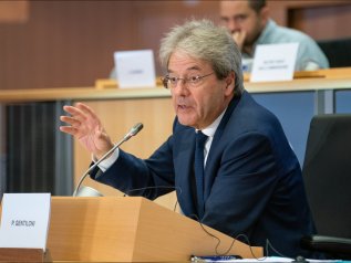 Gentiloni: “Il Recovery Fund sarà attivo entro luglio con almeno 1.500 mld”