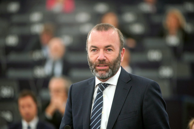 Weber: “Sull’uso dei fondi è necessario controllare Roma, Madrid e Praga”