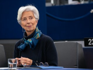 Lagarde: “Il patto di stabilità va rivisto”