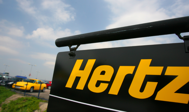 Hertz dichiara bancarotta
