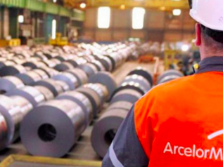 ArcelorMittal chiede una nuova Cig per oltre 8.000 lavoratori di Taranto