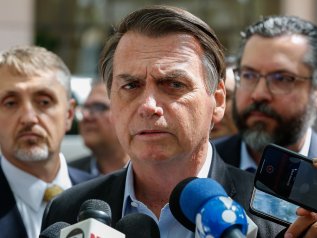 Covid-19, Bolsonaro censura i dati del Brasile