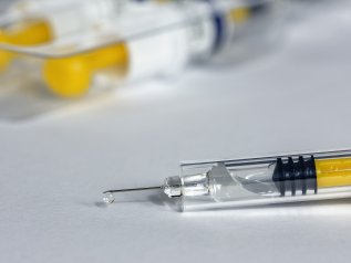 Vaccino: Francia, Germania, Italia e Paesi Bassi firmano accordo