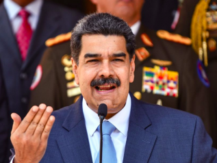 Abc: “Nel 2010 Maduro versò 3,5 mln al M5s”