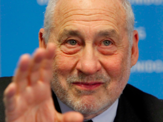 Stiglitz: “L’Ue sbaglia. I prestiti sono inutili”