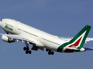 Alitalia, dopo 11 anni torna pubblica