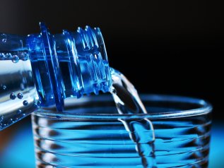 Dopo Messico e Thailandia, l’Italia è il maggior consumatore acqua minerale