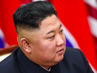 Kim Jong-un: “Mai più conflitti grazie all’atomica”
