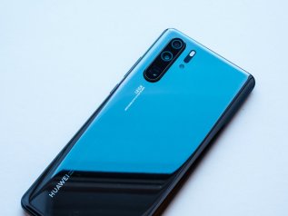 Huawei supera Samsung: è leader degli smartphone. Ma rischia il declino