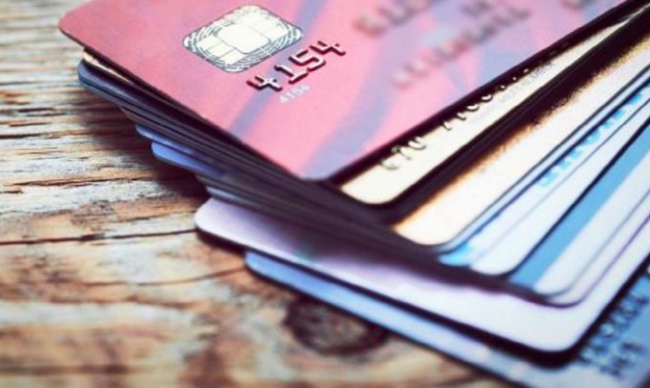 Uno sconto per chi paga con la carta