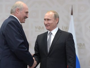 Putin a Lukashenko: “Russia pronta a intervento militare se necessario”