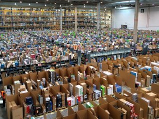 Amazon, la logistica non crea lavoro