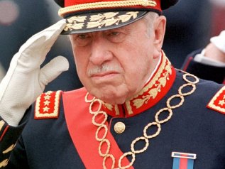 Cancellata la Costituzione di Pinochet