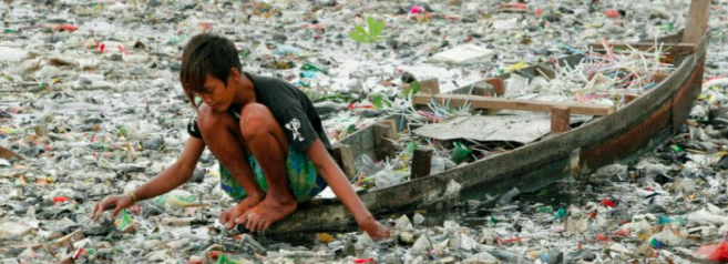 Plastica, l'invenzione miracolosa che ora minaccia il nostro pianeta