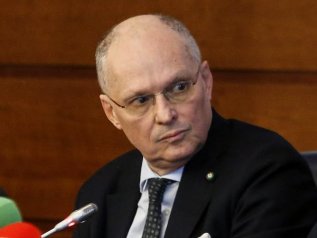 Ricciardi: “Situazione tragica”. Ordine dei medici: “Lockdown totale”