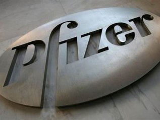 Vaccino, Pfizer: “Il nostro è efficace al 90%”