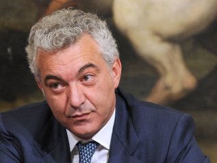 Arcuri: “Verso la vaccinazione di massa nel 2021”