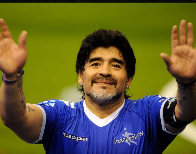 È morto Diego Armando Maradona
