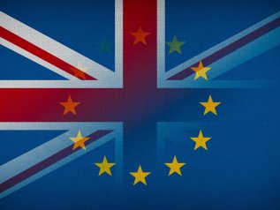 Brexit, in arrivo la stangata per gli studenti europei 