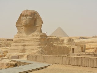 Londra sigla un’intesa di libero scambio con l’Egitto
