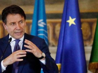 Conte: “Continuerò finché avrò la fiducia di tutta la maggioranza”