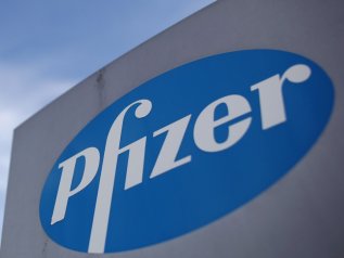 Pfizer: “Meno consegne a gennaio-febbraio”