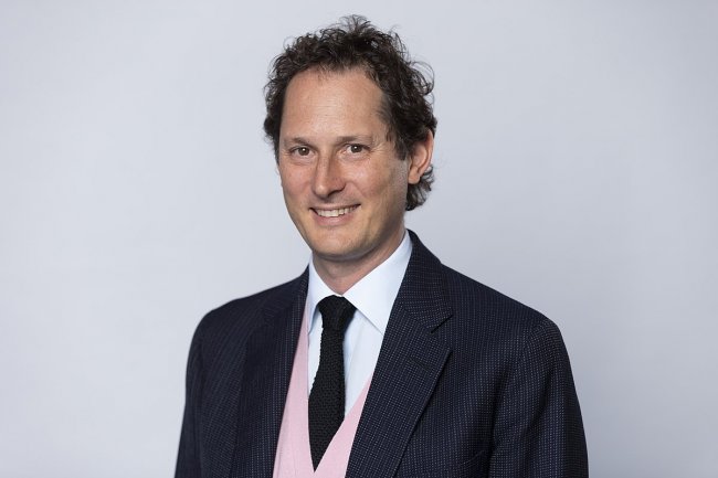 Elkann difende il capitalismo familiare: “È super performante”