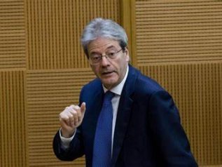 Gentiloni: “Nel 2022 l’economia tornerà a livelli pre-crisi. Ma …”