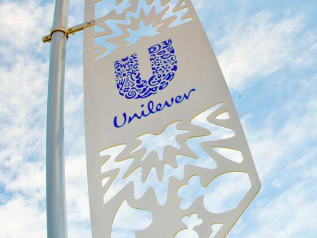 Brexit: Unilever trasferisce la sede legale londinese a Rotterdam