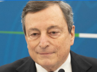 Draghi: “Con che coraggio si salta la lista per vaccinarsi?”