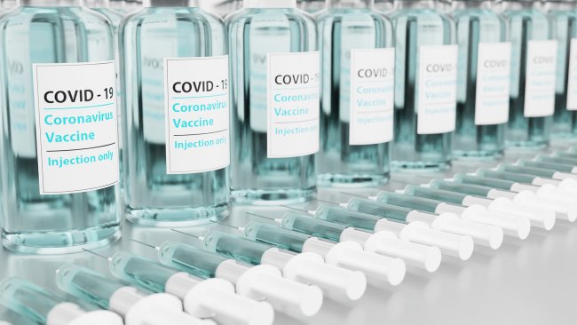 Gli Usa assolvono Johnson & Johnson: “Nessun legame tra vaccino e trombosi”