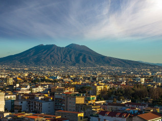 Deutsche Bank contro il Comune di Napoli