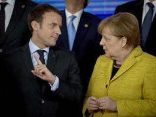 Macron: “L’Ue esporta il 50% della produzione, gli Usa il 5%”
