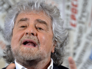 Grillo su Conte: “Non può risolvere i problemi. Non ha la visione politica”