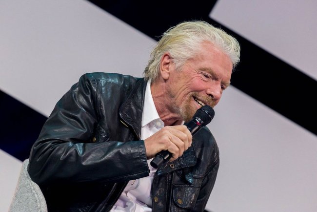 Virgin Galactic, Branson nello spazio