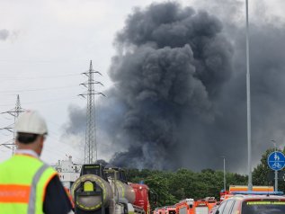 Leverkusen, grave esplosione in un impianto chimico