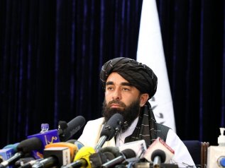Talebani: “Stop alla partenza degli afgani dall’aeroporto di Kabul”