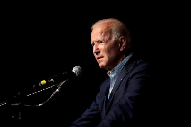 Le lacrime di Biden: “Il ritiro prosegue ma la pagherete”