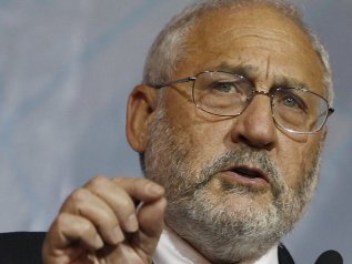 Stiglitz: “Basta con le regole per frenare il debito”