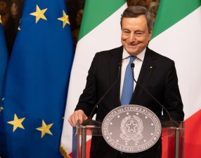 Draghi: “Sono un nonno al servizio delle istituzioni”