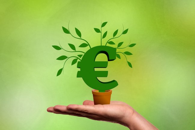La mossa (annunciata) dell’Ue: inserire gas e nucleare tra le fonti verdi