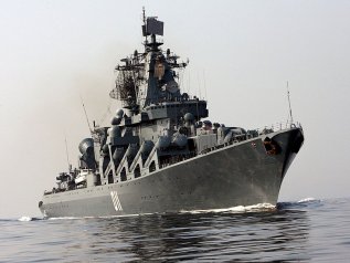 La flotta russa attraversa il Canale di Sicilia