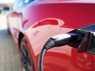 Ecco i 10 Stati con la più alta percentuale di auto elettriche