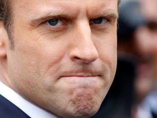 La solitudine di Macron, chiede più Europa ma la Germania frena