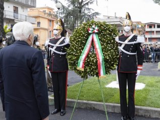 Mattarella: “Una mattina mi son svegliato e ho trovato l’invasor”