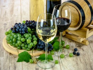 Nel prossimo futuro berremo vino cinese?