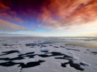 Nuove rotte marittime nasceranno dallo scioglimento dell’Artico