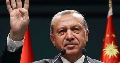 Erdogan: “Mosca restituisca la Crimea a Kiev”